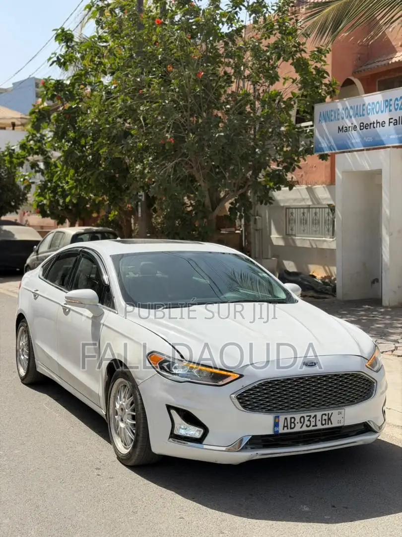 Ford Fusion 2019 Blanc