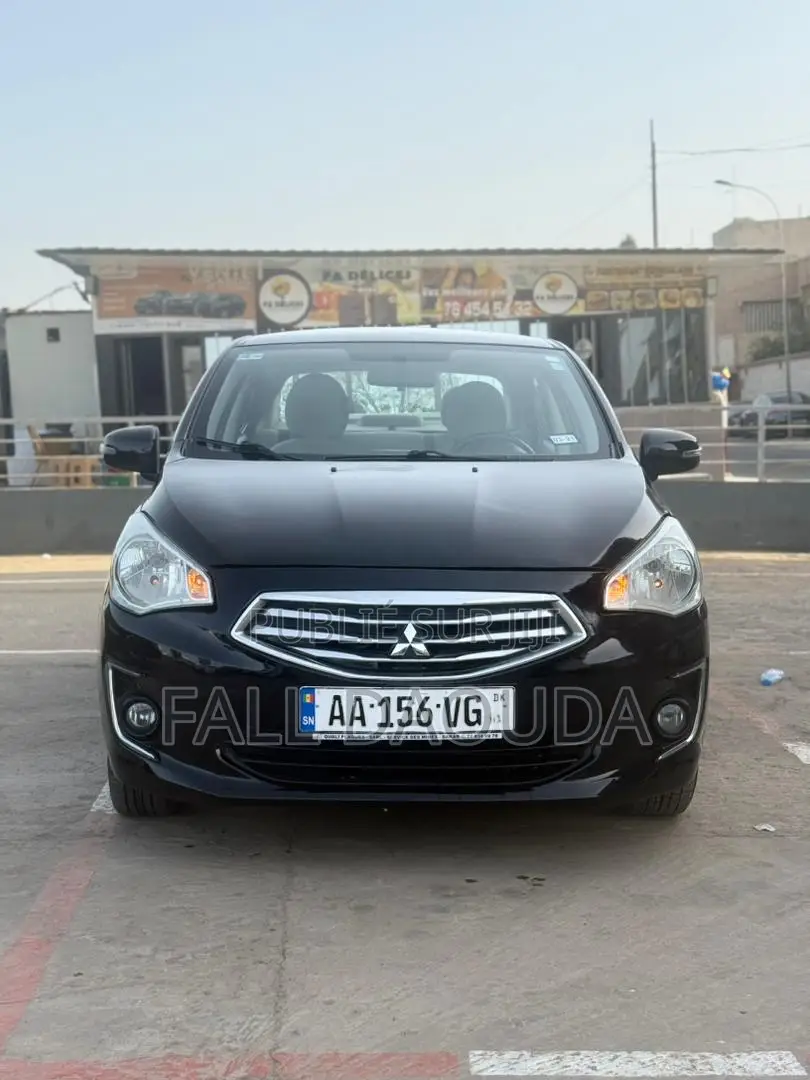 Mitsubishi Mirage 2019 Noir