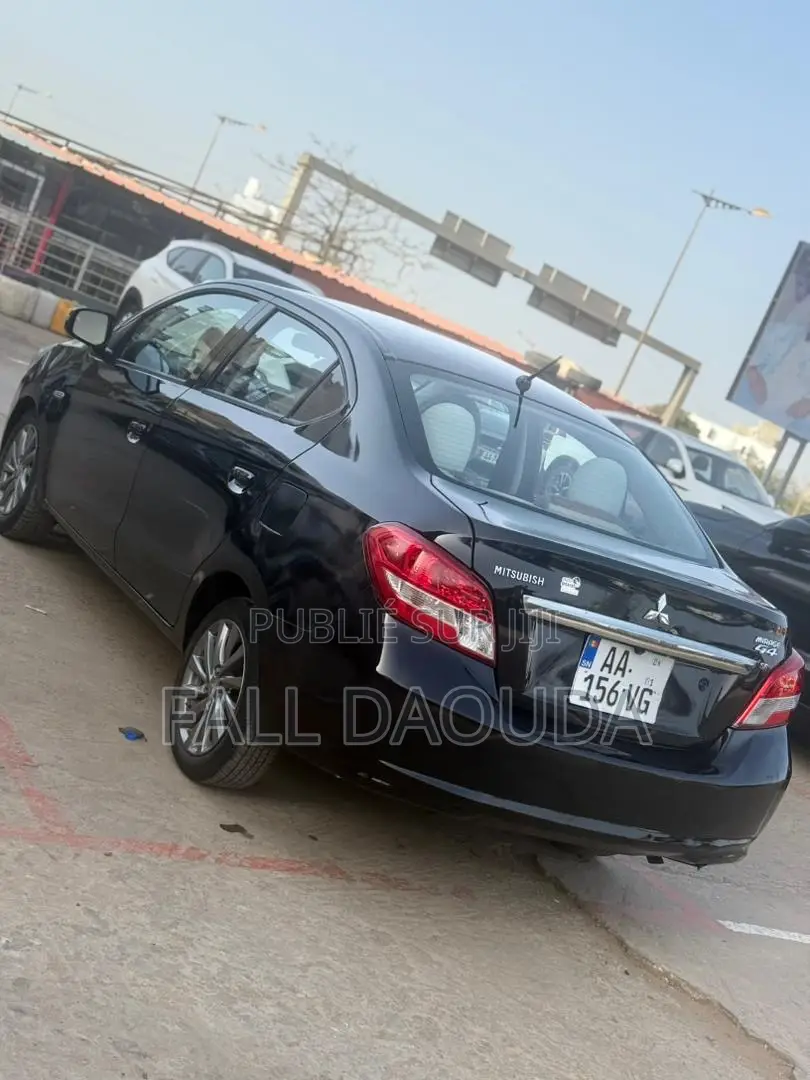 Mitsubishi Mirage 2019 Noir