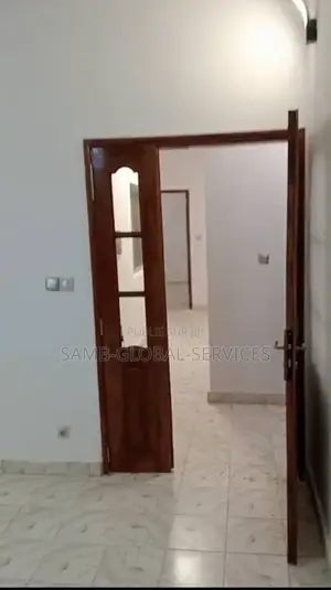 3chbre Appartement dans Appartement, Fann-Point E-Amitié à Louer