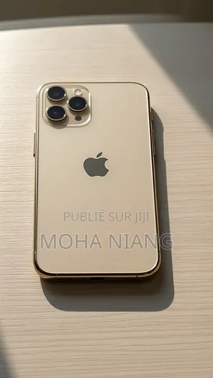 Nouveau Apple iPhone 13 256 GB Doré