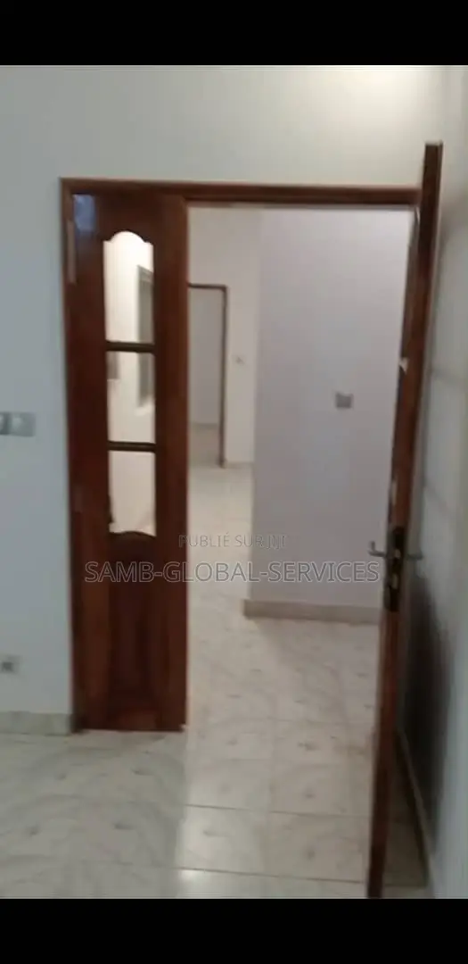 3chbre Appartement dans Appartement, Fann-Point E-Amitié à Louer