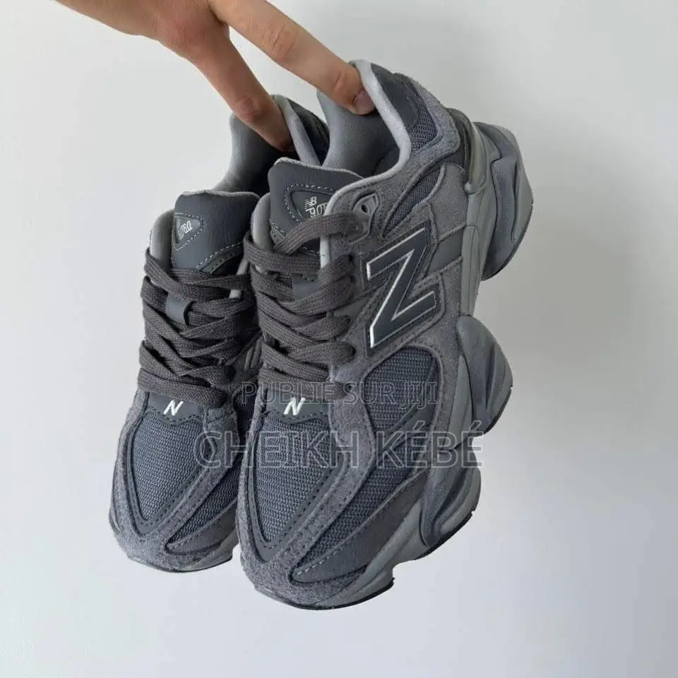 Shoes De Qualité Disponible