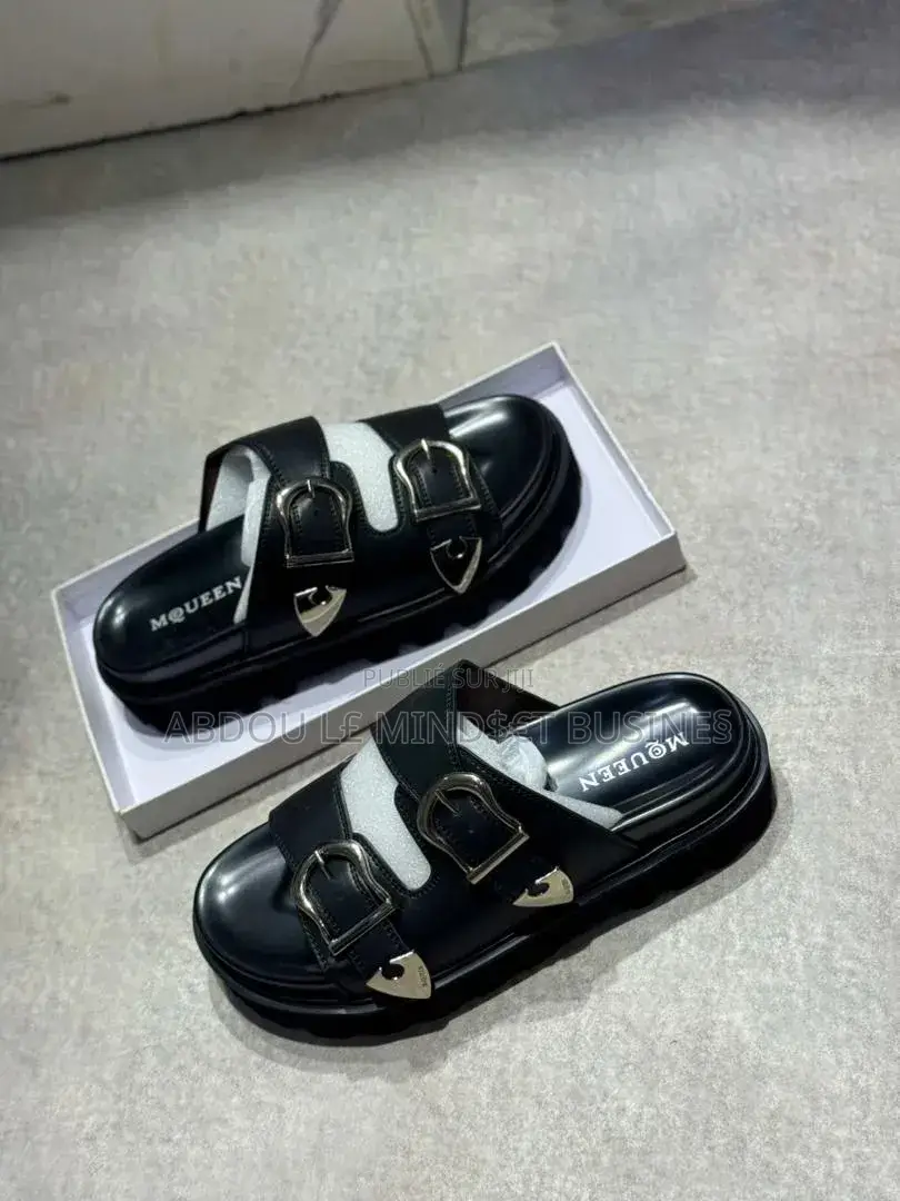 Shoes McQueen Sneaker Disponible