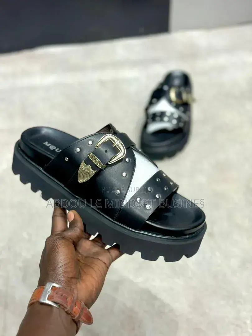 Shoes McQueen Sneaker Disponible