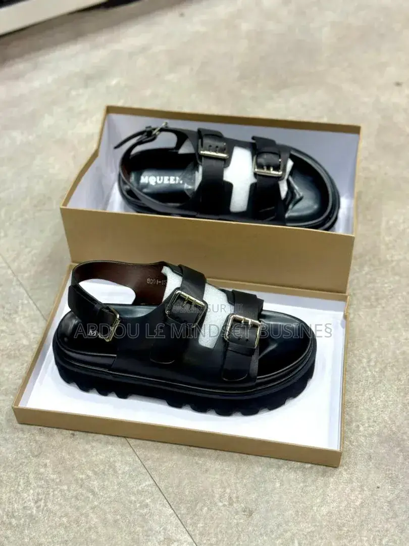 Claquettes McQueen Disponible