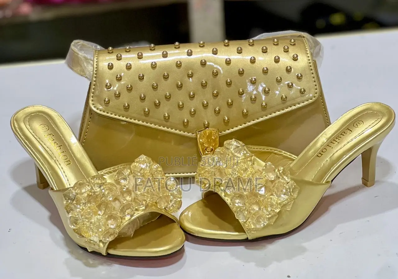 Ensemble Chaussures Et Saccoche