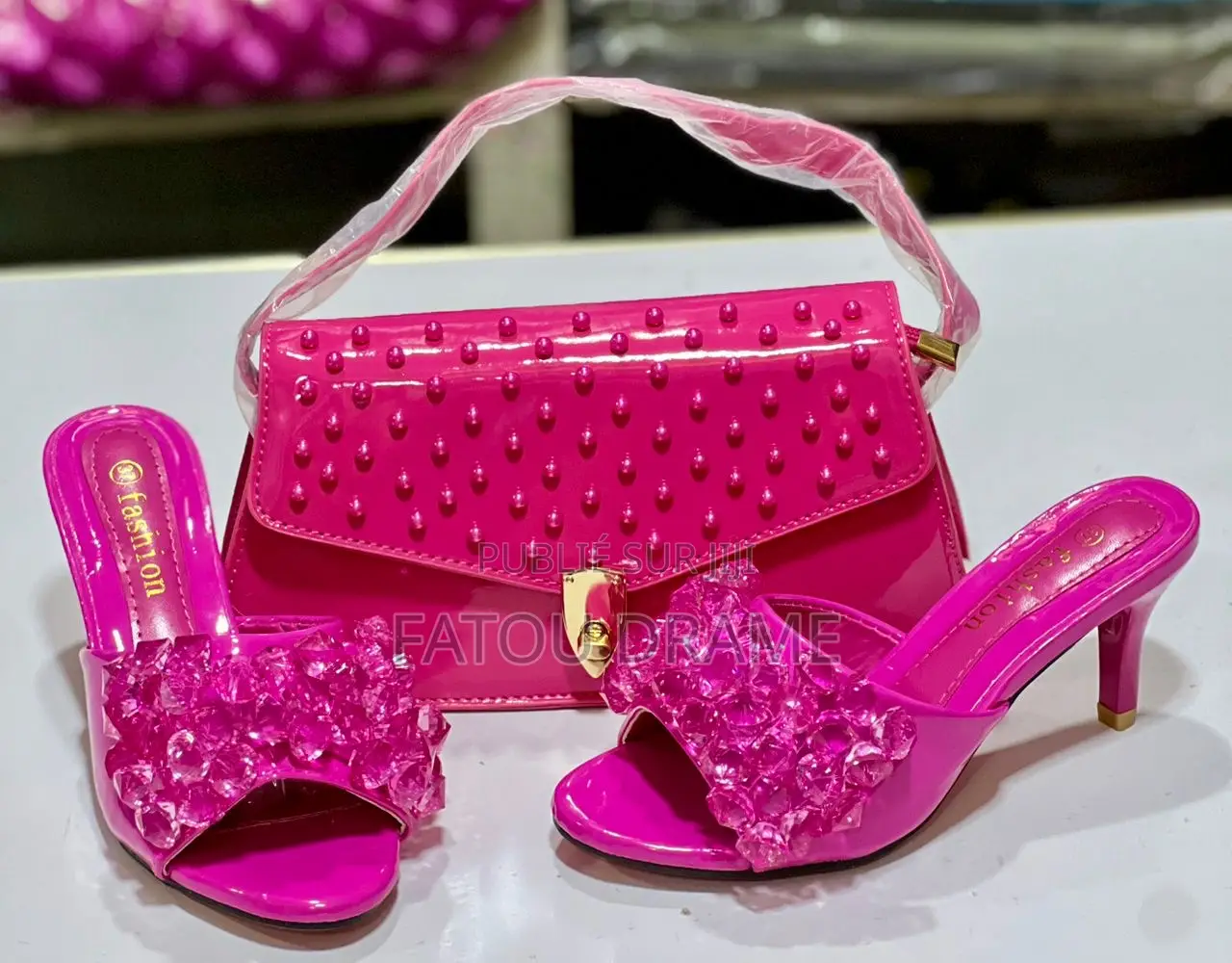 Ensemble Chaussures Et Saccoche