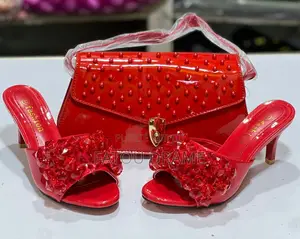 Ensemble Chaussures Et Saccoche