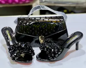 Ensemble Chaussures Et Saccoche
