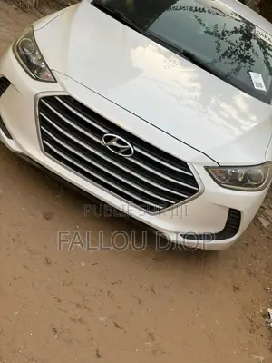 Hyundai Elantra 2018 Blanc