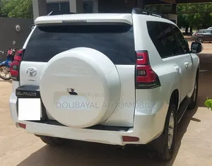 Toyota Land Cruiser Prado 2018 Blanc