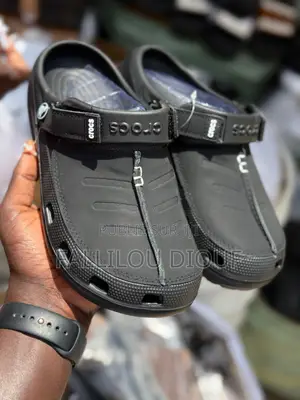 Sabots Crocs Disponibles – Confort Qualité