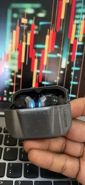 Airpod Theta