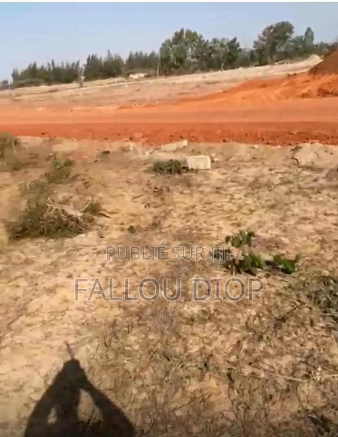 Urgent Wanteer Terrain a Vendre À Lac Rose Coté VDN 