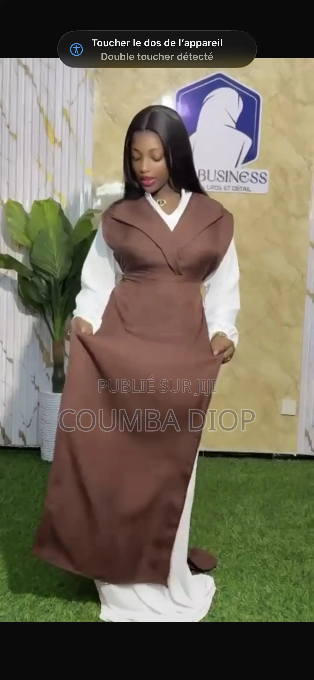 Robe Avec Un Dessous