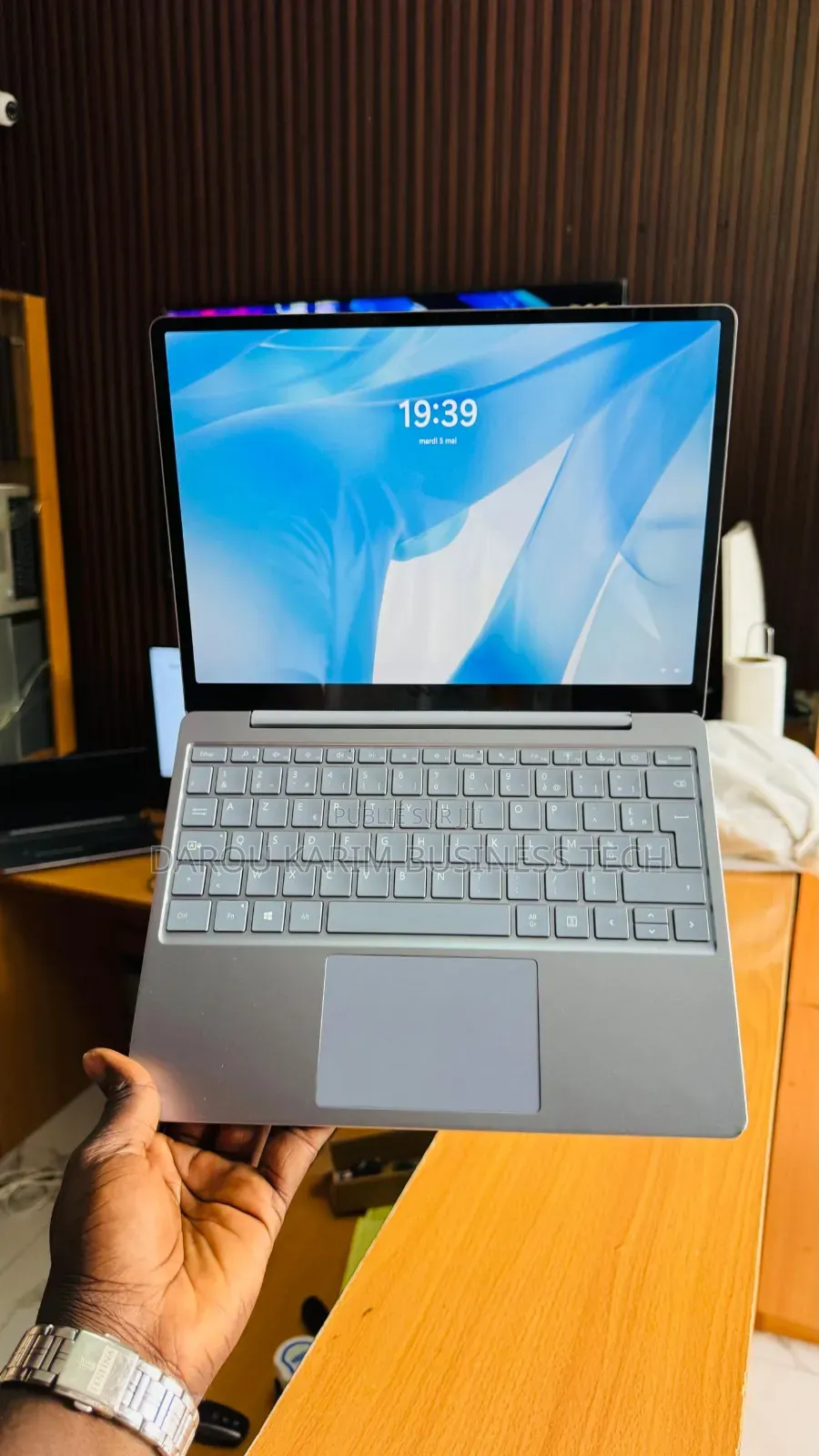 Nouveau Microsoft Surface Laptop Go 8GB Intel Core i5 SSD 512GB