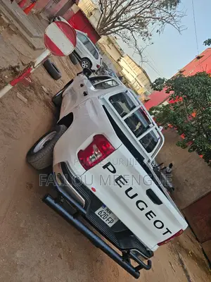 Peugeot Landtrek 2022 Blanc