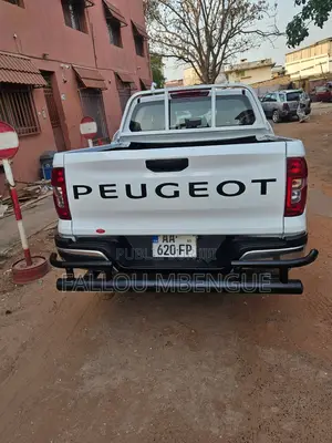 Peugeot Landtrek 2022 Blanc