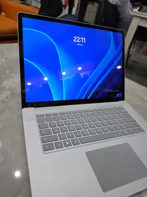 Nouveau Microsoft Surface Laptop 5 16GB Intel Core i7 SSD 256GB