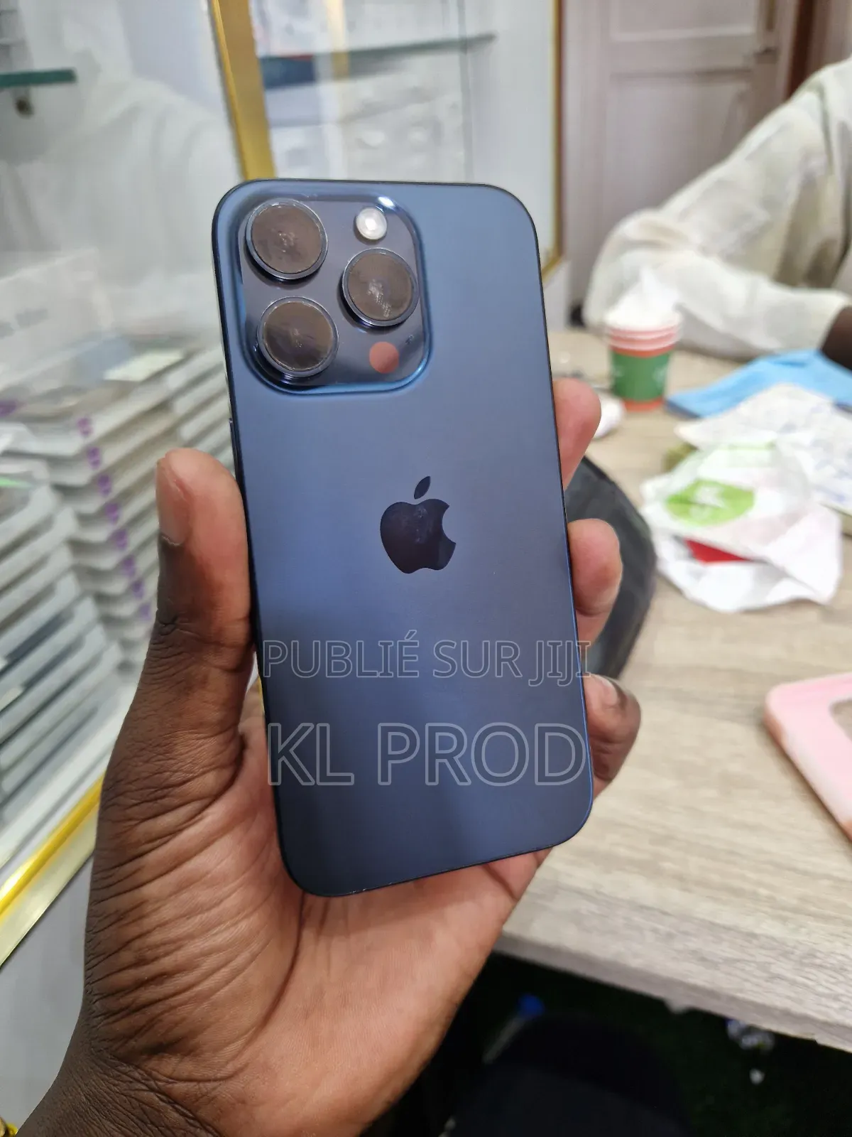 Nouveau Apple iPhone 15 Pro 128 GB Bleu