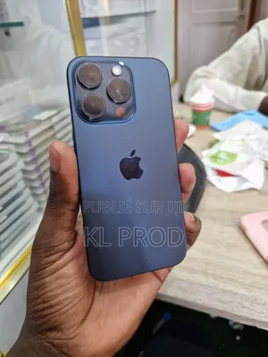 Nouveau Apple iPhone 15 Pro 128 GB Bleu