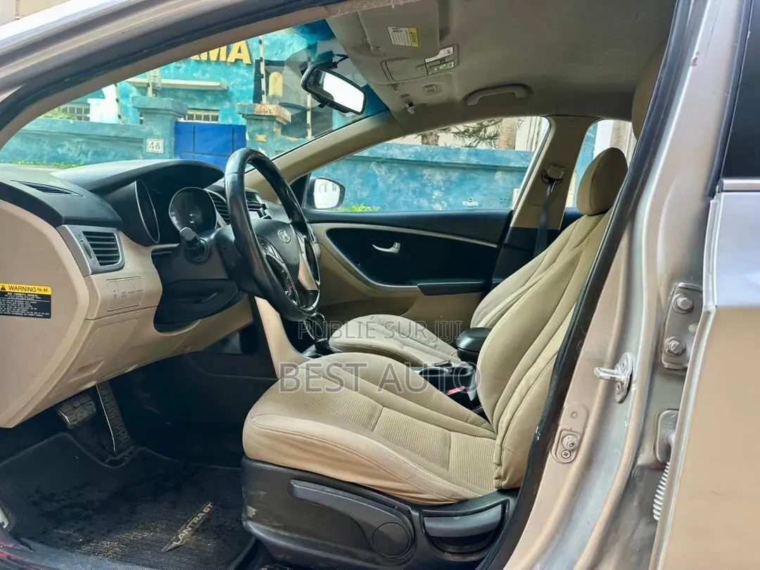 Hyundai Elantra 2014 Gris