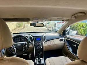 Hyundai Elantra 2014 Gris