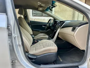 Hyundai Elantra 2014 Gris