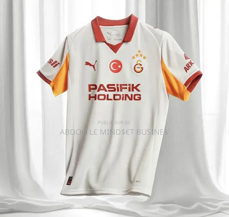 Maillots Galatasaray Disponible