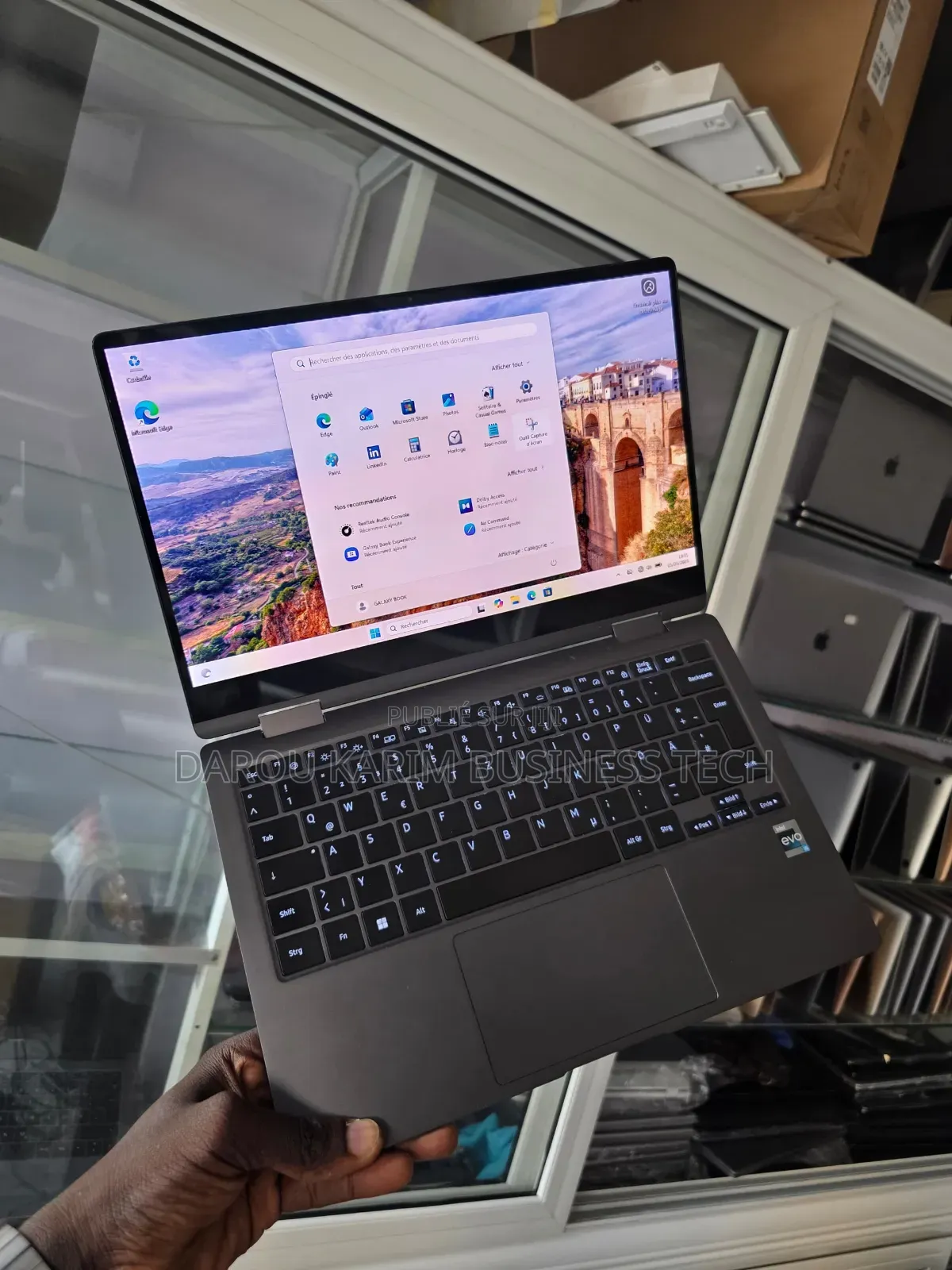 Nouveau Samsung Galaxy Book4 360 16GB Intel Core i5 SSD 512GB