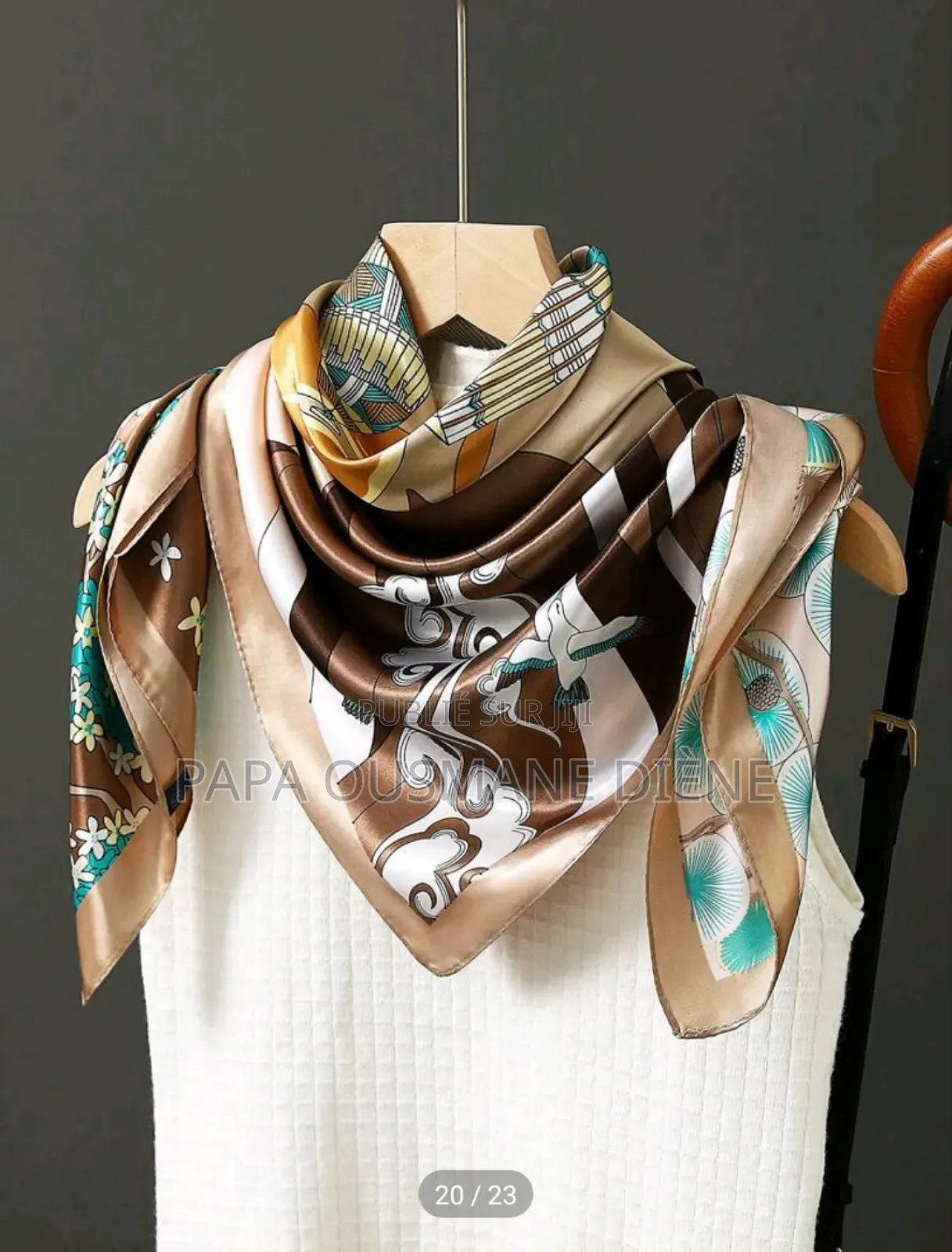 Des Foulards
