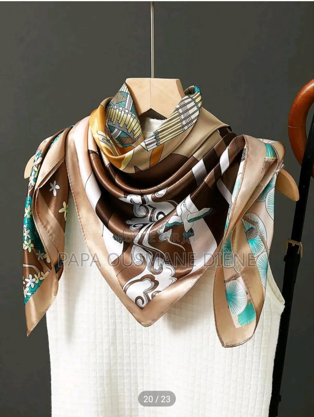 Des Foulards