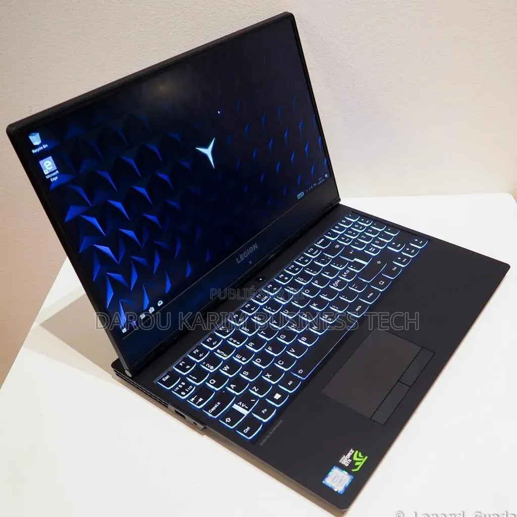 Nouveau Ordinateur portable Lenovo Legion 5 16GB Intel Core i7 SSD 1T