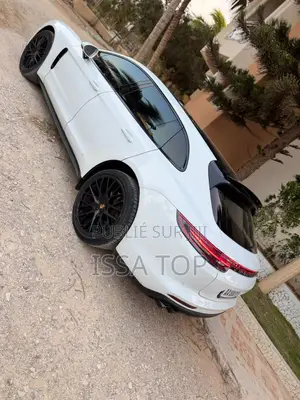 Porsche Panamera 2019 Blanc