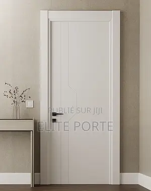 Porte Avec Cadre Et Toutes Les Accessoires
