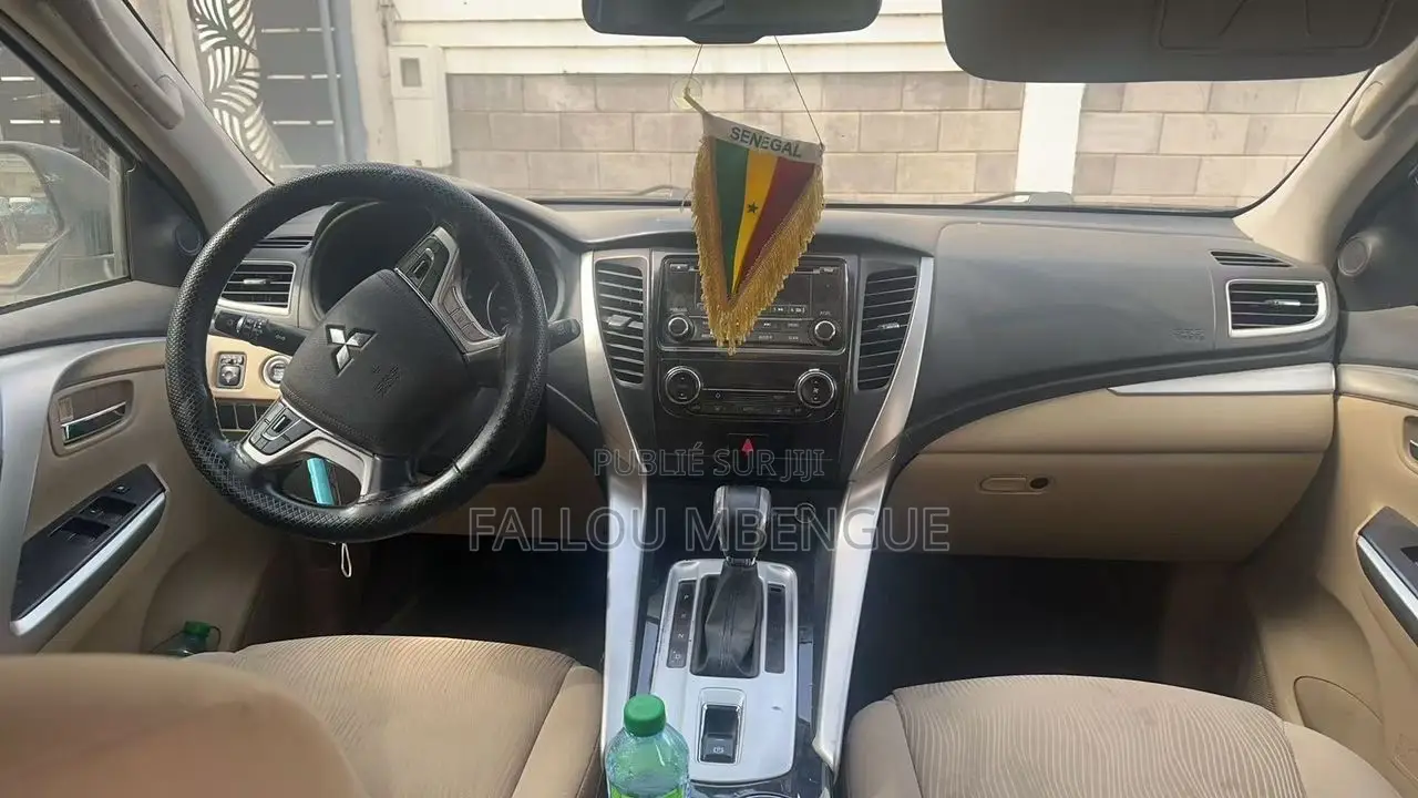 Mitsubishi Pajero 2016 Blanc