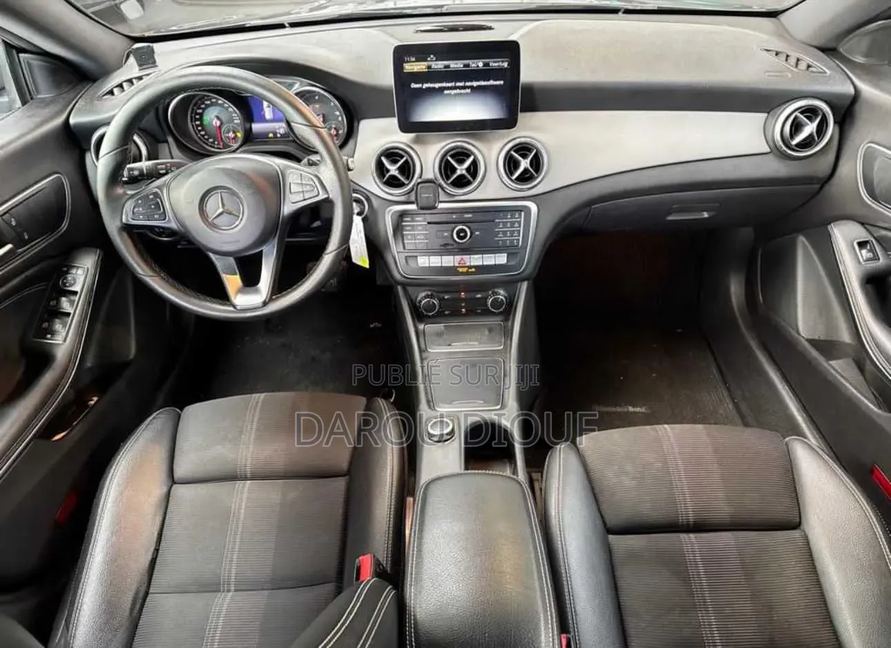 Mercedes-Benz C180 2018 Noir Mat