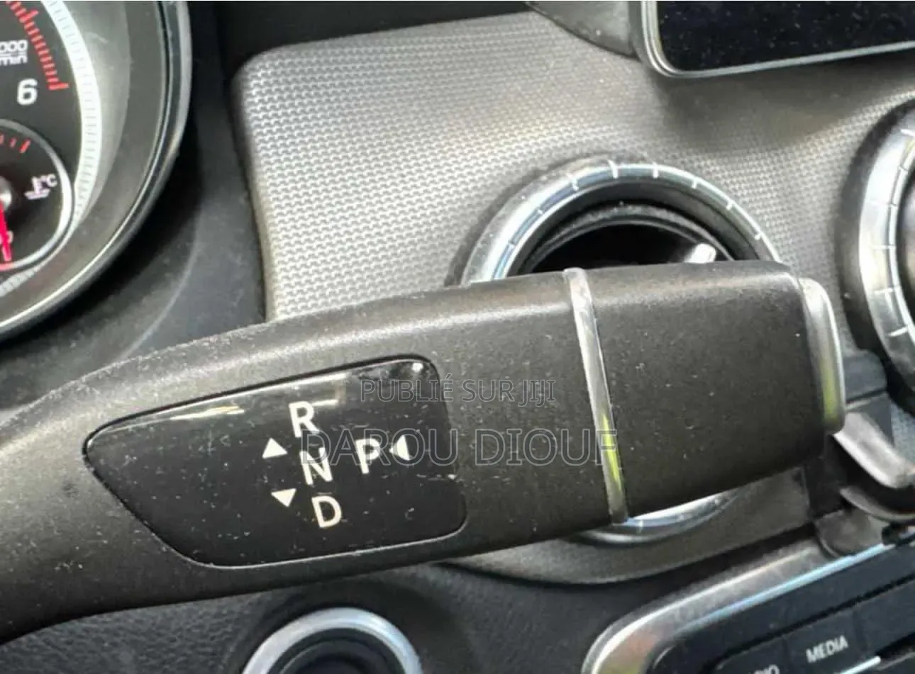 Mercedes-Benz C180 2018 Noir Mat
