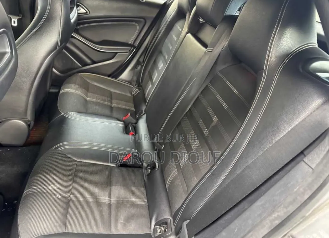 Mercedes-Benz C180 2018 Noir Mat