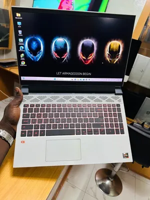 Nouveau Ordinateur portable Dell G15 5535 16GB AMD Ryzen 5 SSD 512GB
