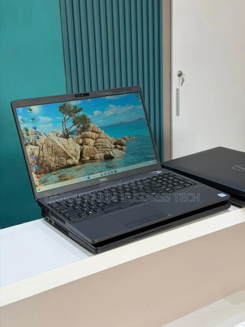 Nouveau Dell Precision 15 3541 16GB Intel Core i7 SSD 512GB