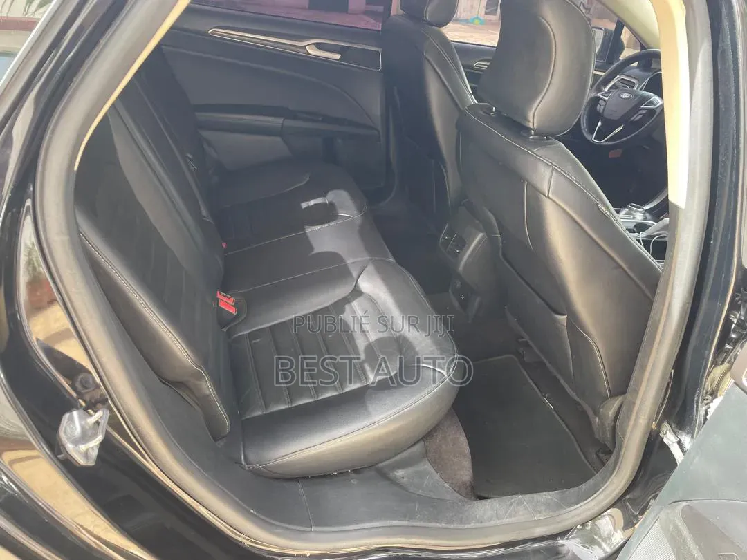 Ford Fusion 2017 Noir