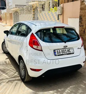 Ford Fiesta 2014 Blanc