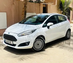 Ford Fiesta 2014 Blanc