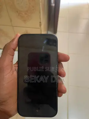 Nouveau Apple iPhone 15 512 GB Noir