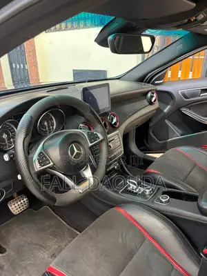 Mercedes-Benz GLA-Class 2018 Autre
