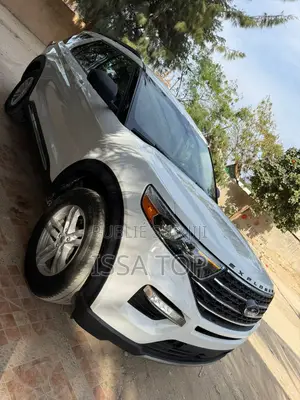 Ford Explorer 2021 Blanc