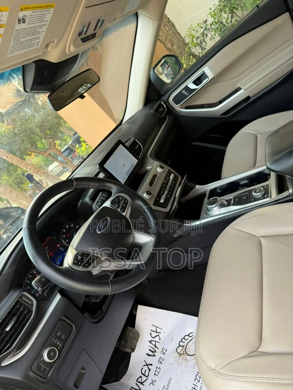 Ford Explorer 2021 Blanc