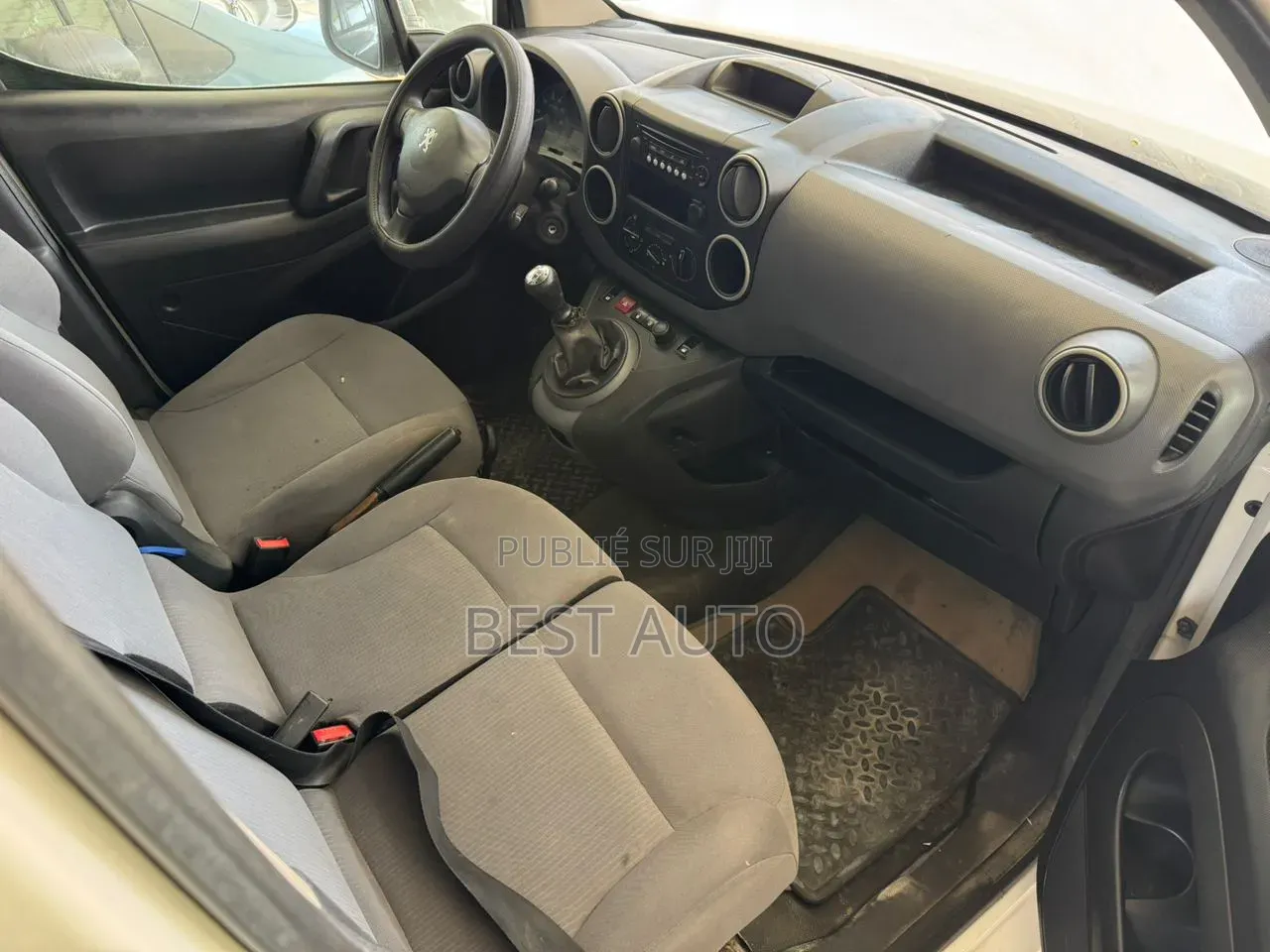 Peugeot Partenaire 2015 Blanc